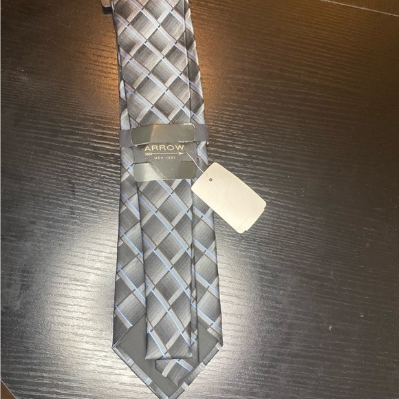 Arrow Men's Silk Neck Tie - Picture 3 of 5